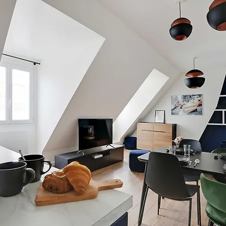 Adorable 1bdr W Lift Ternes - Arc De Triomphe *